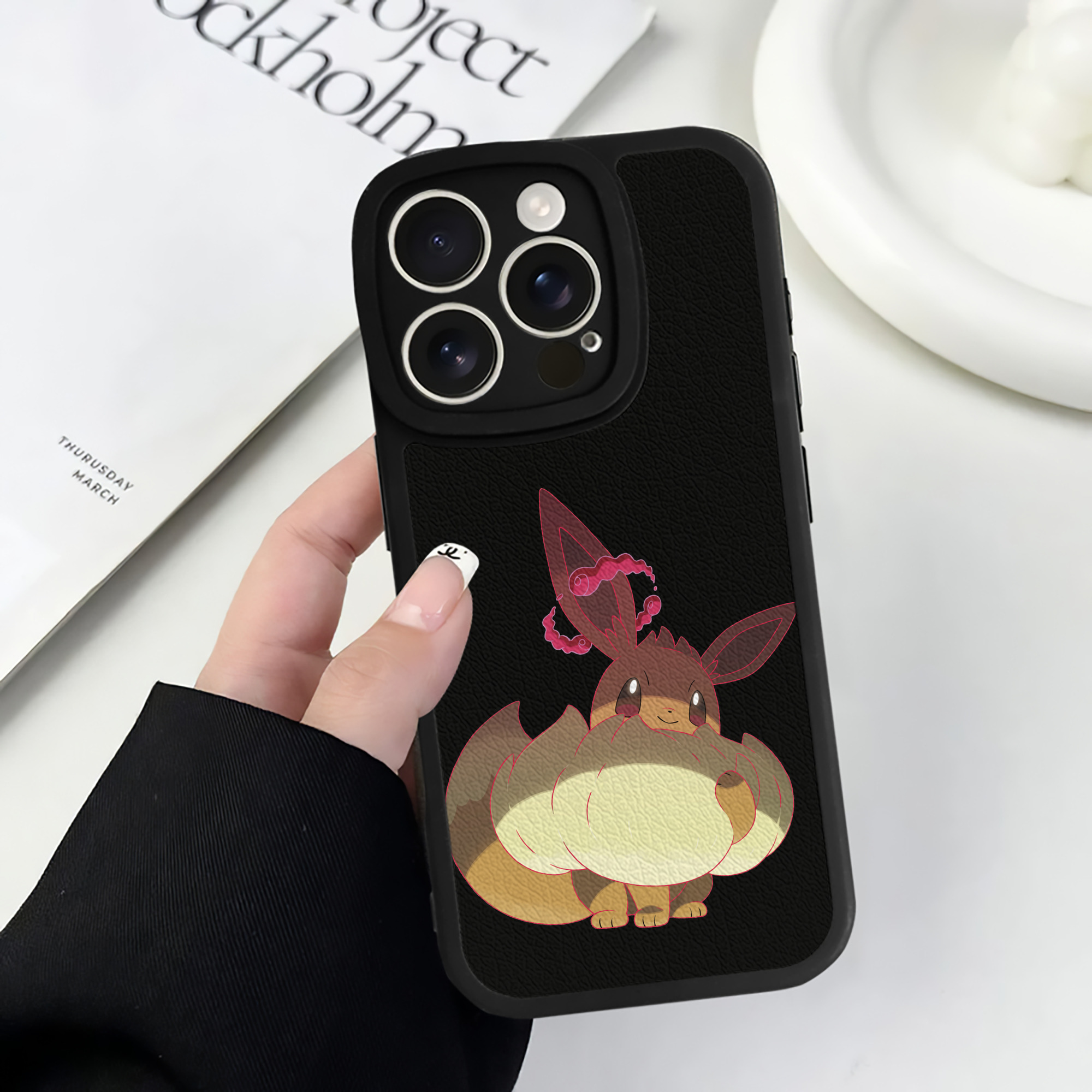 （画像用） ポケットモンスター Pokémon 【iPhone 16シリーズ対応】シリコンスマホケース（レザー調） 材質：シリコン